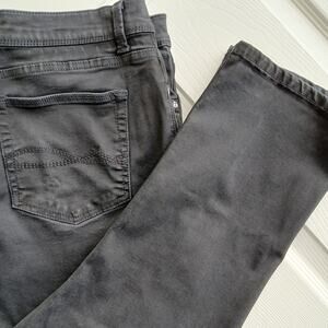 Lee Black Slimming Fit Rebound Skinny Jeans size 16 Medium short classic denim